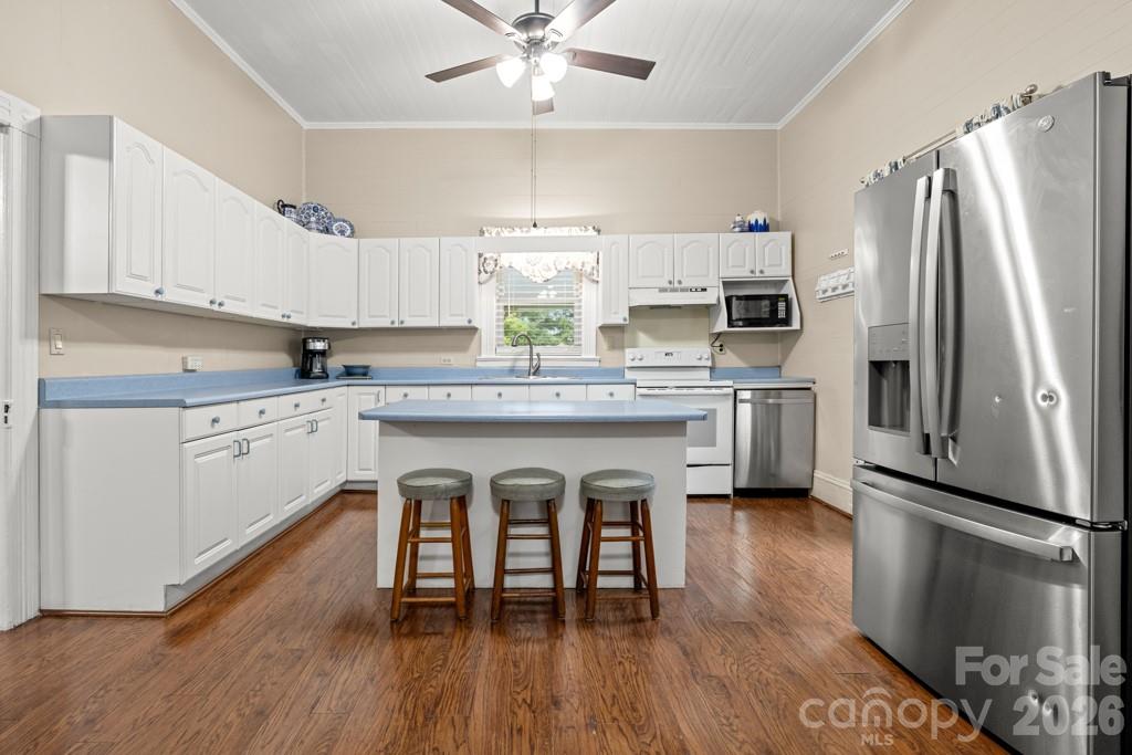 110 N Main Avenue Maiden NC 28650