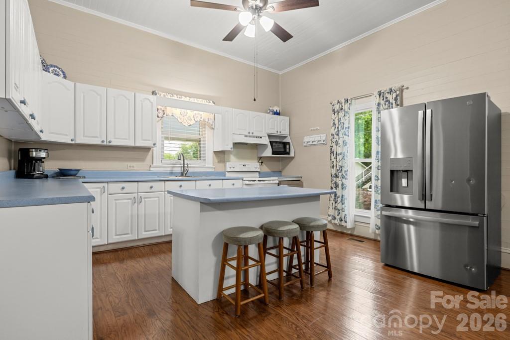 110 N Main Avenue Maiden NC 28650