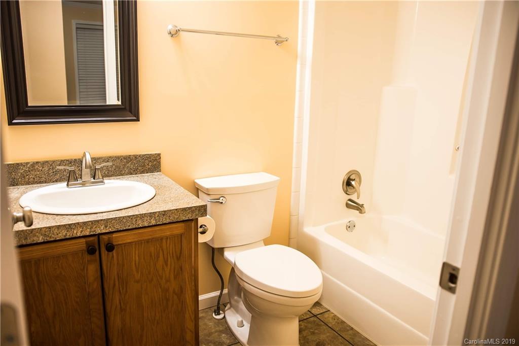 18 Oakcrest Drive Asheville NC 28806