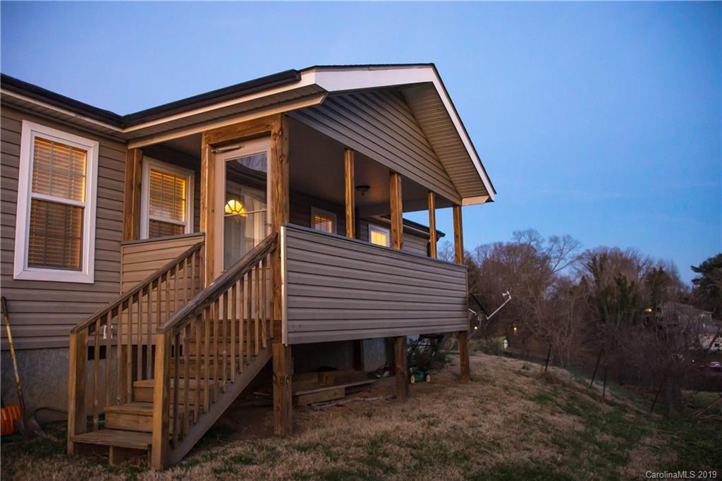 18 Oakcrest Drive Asheville NC 28806