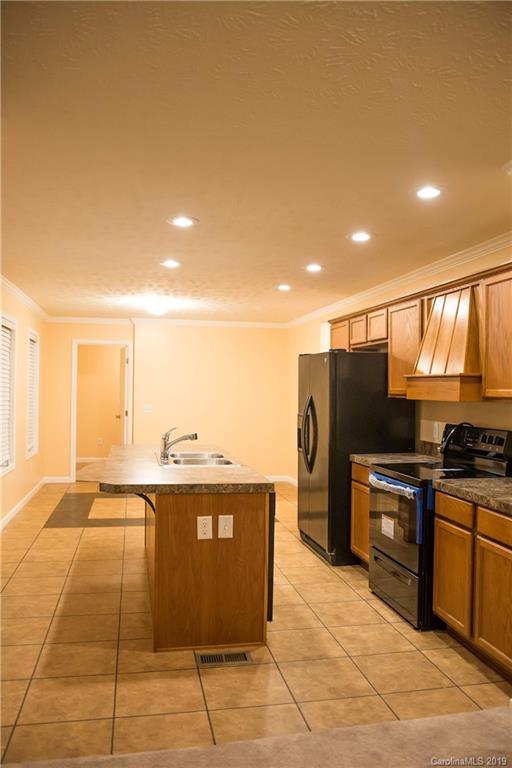 18 Oakcrest Drive Asheville NC 28806