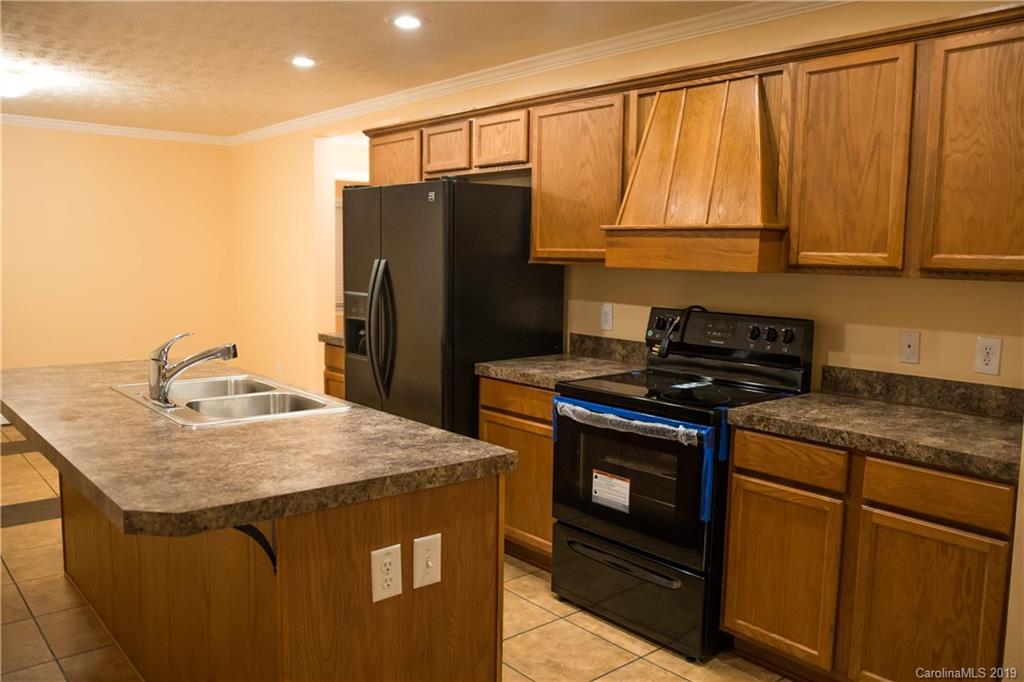 18 Oakcrest Drive Asheville NC 28806