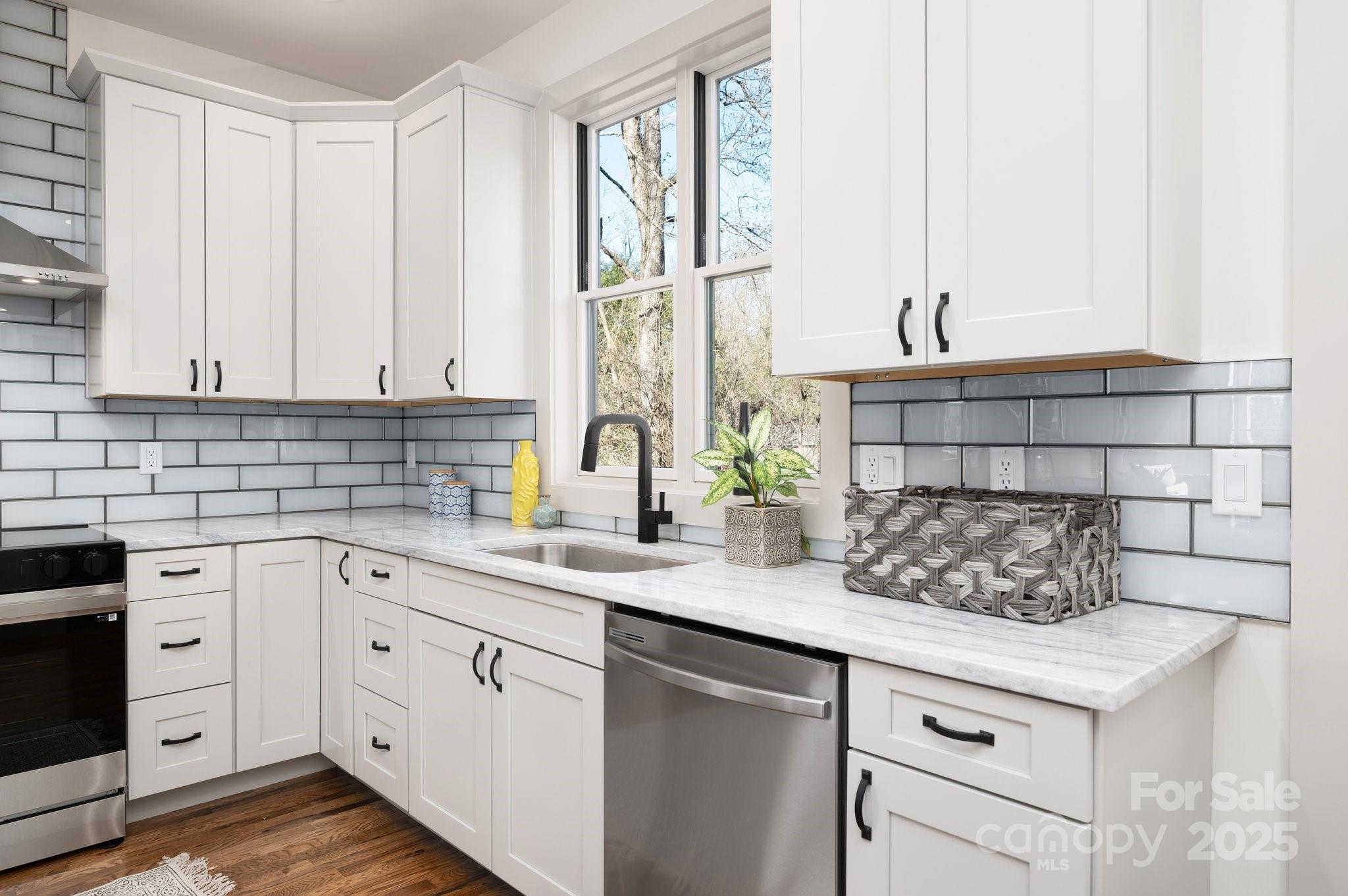 88 Pershing Road Asheville NC 28805