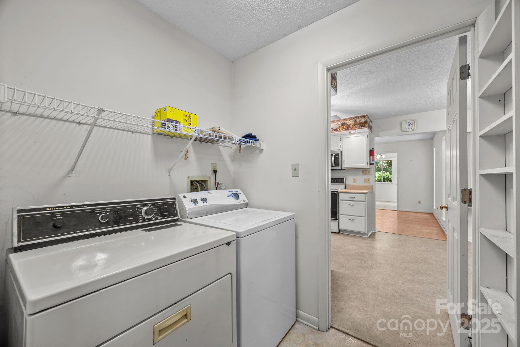 11 Stuart Circle Asheville NC 28804