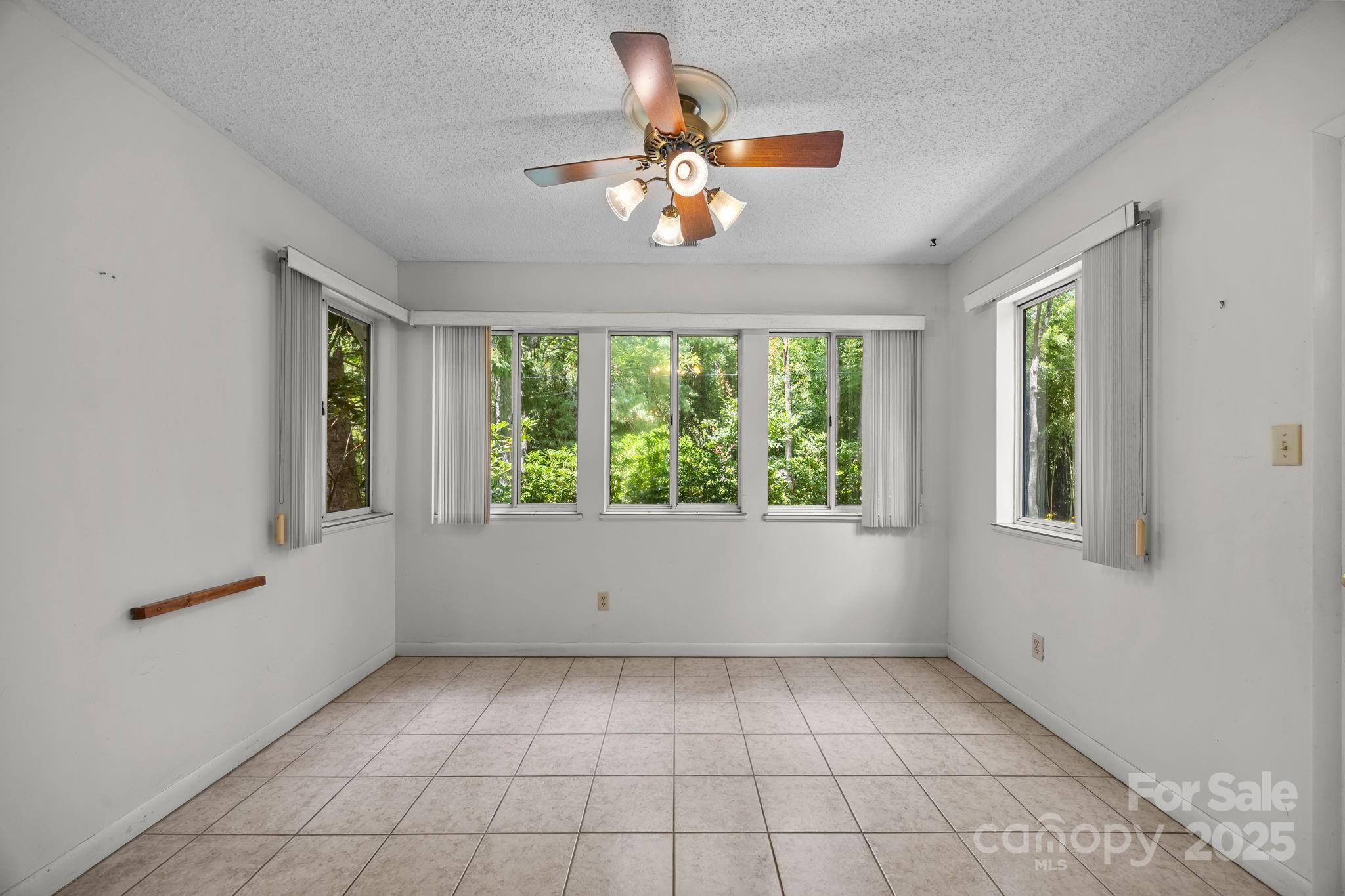 11 Stuart Circle Asheville NC 28804