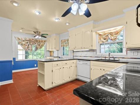 201 Poplar Street Cheraw SC 29520