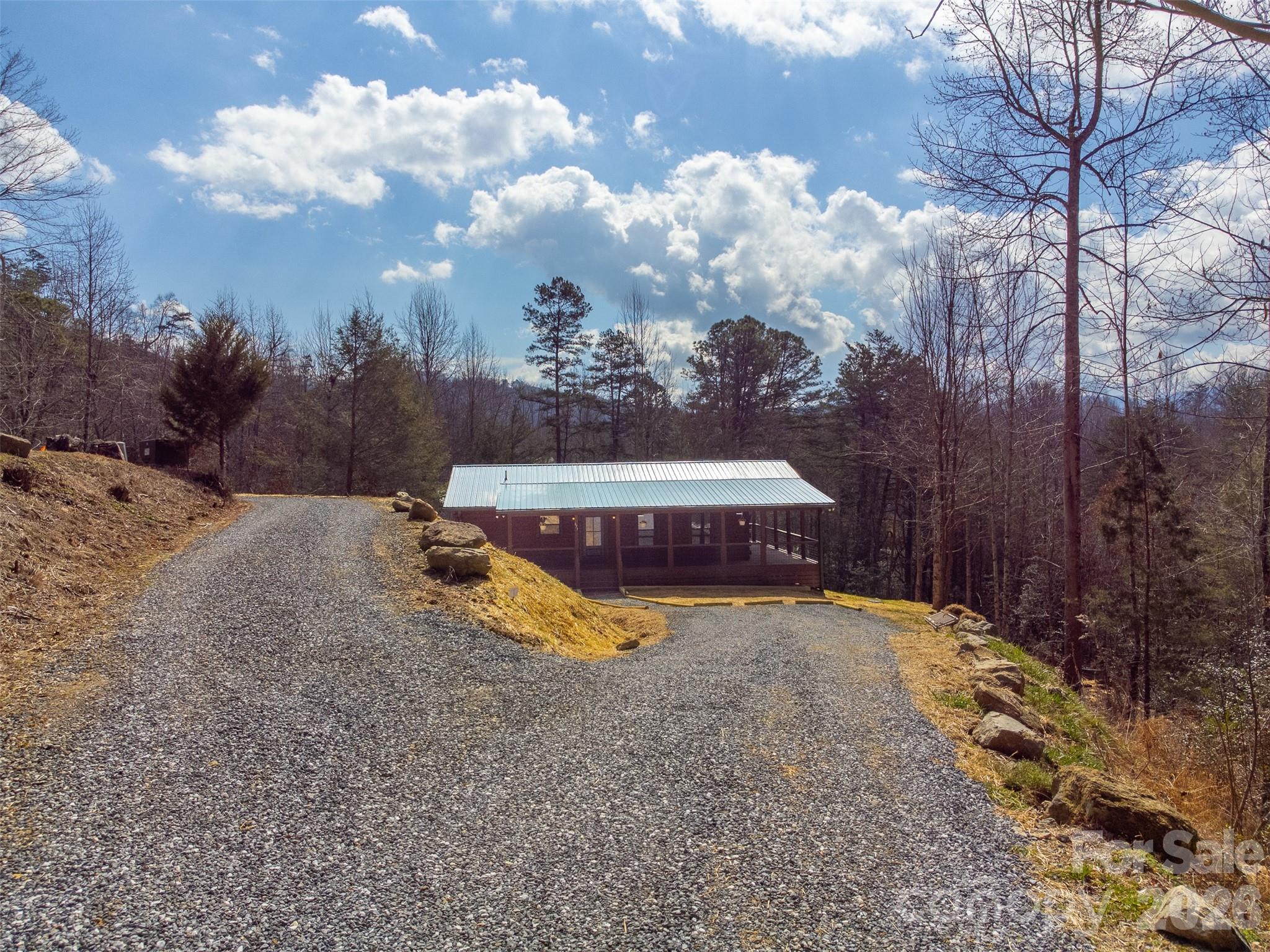 677 Ridgetop Circle Whittier NC 28789