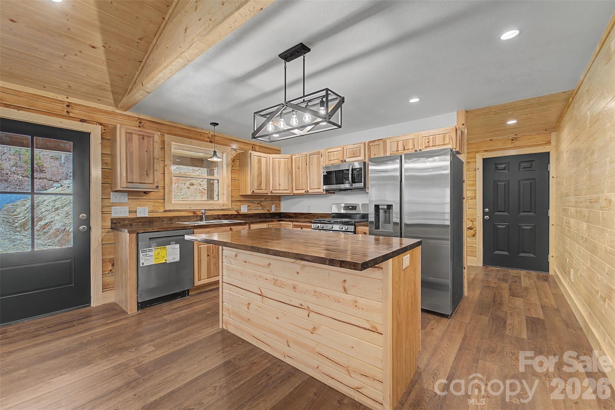 677 Ridgetop Circle Whittier NC 28789