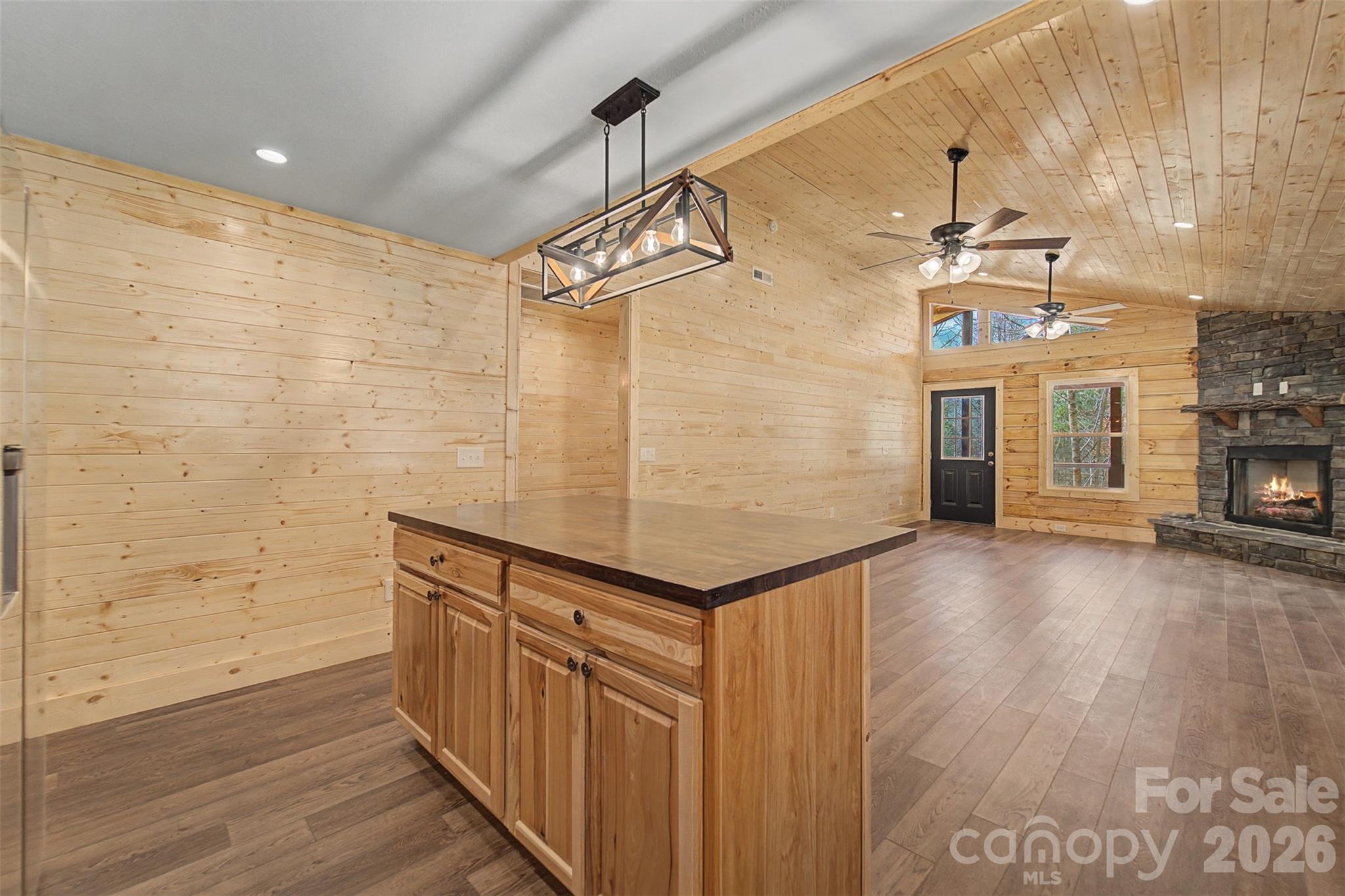 677 Ridgetop Circle Whittier NC 28789