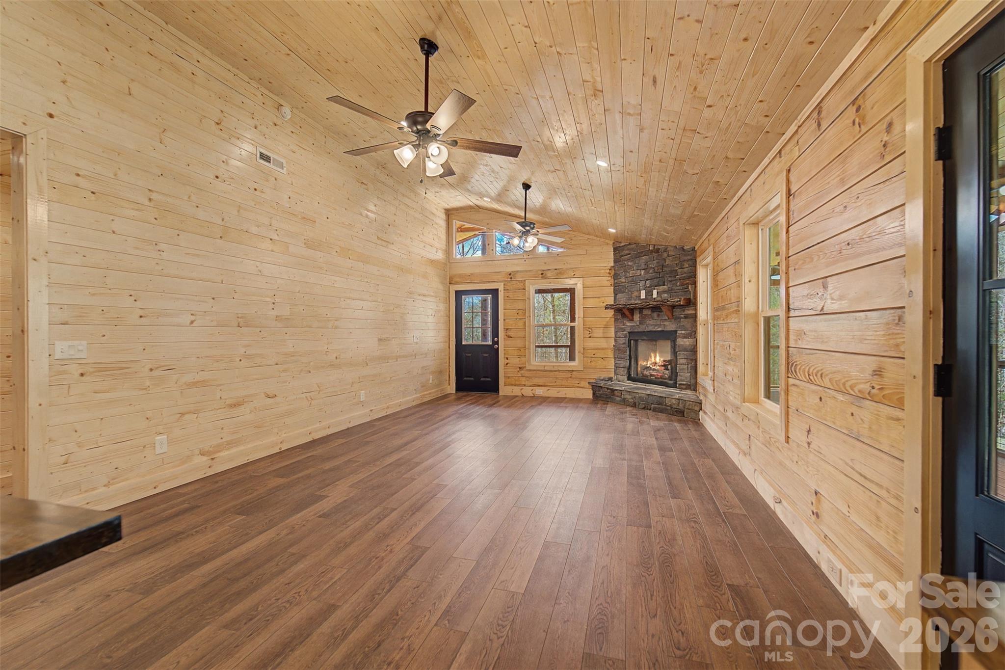 677 Ridgetop Circle Whittier NC 28789