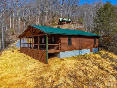 677 Ridgetop Circle Whittier NC 28789