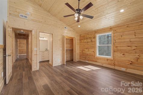 677 Ridgetop Circle Whittier NC 28789