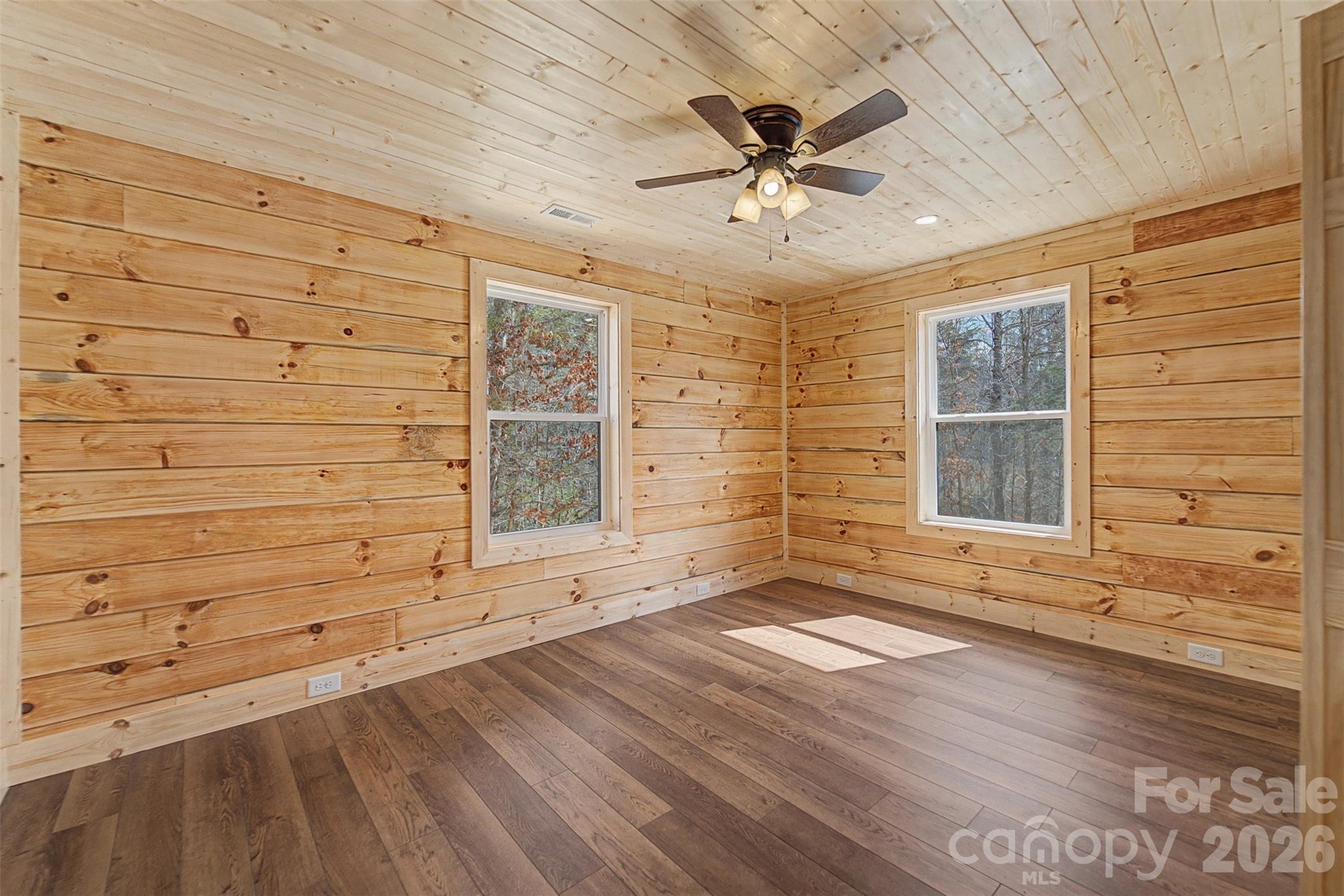 677 Ridgetop Circle Whittier NC 28789