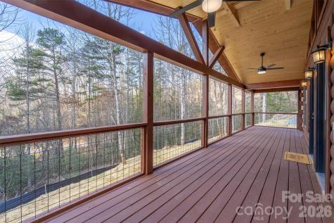 677 Ridgetop Circle Whittier NC 28789