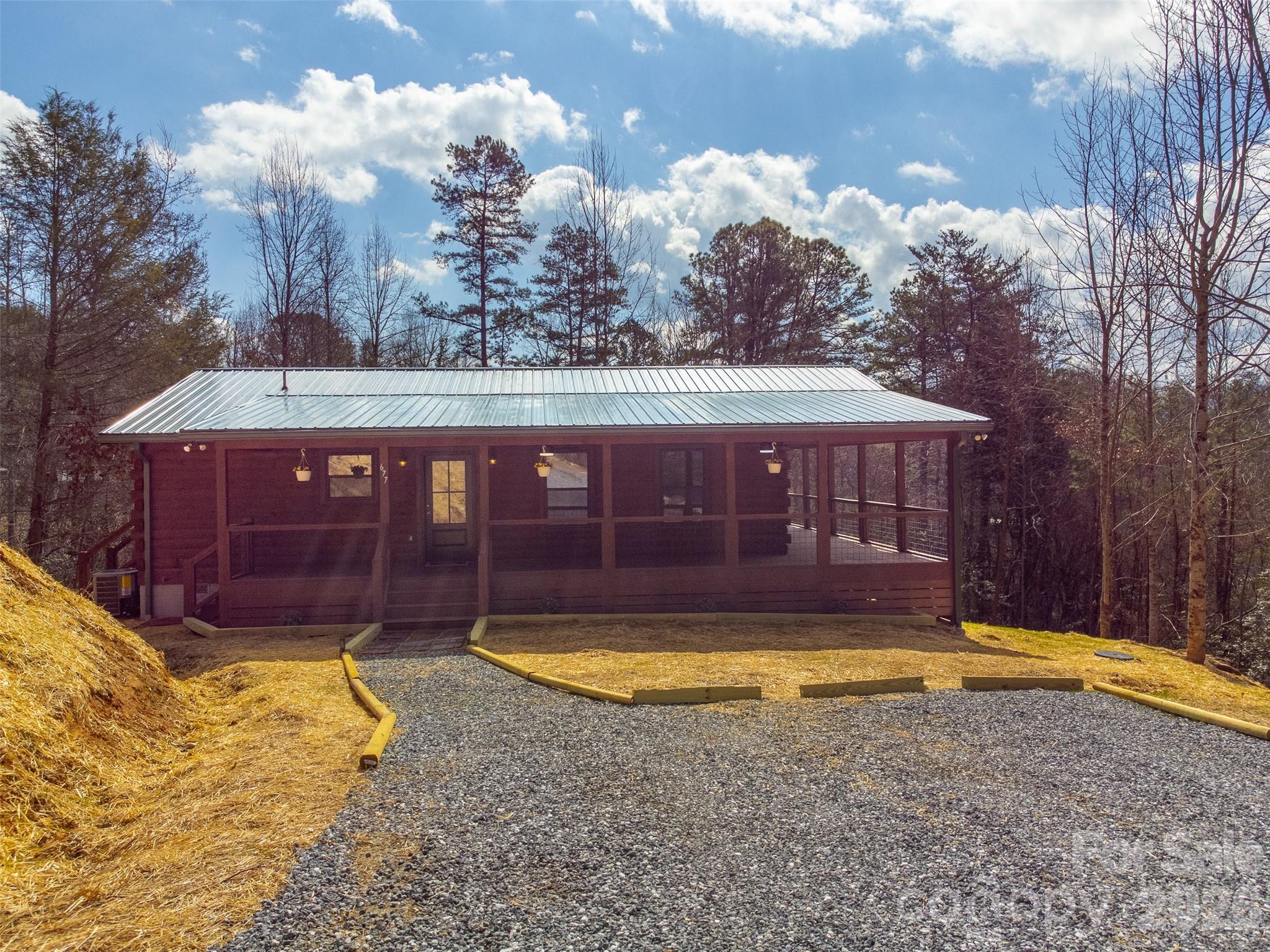 677 Ridgetop Circle Whittier NC 28789