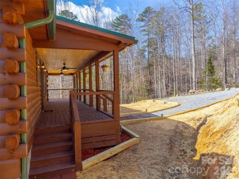 677 Ridgetop Circle Whittier NC 28789