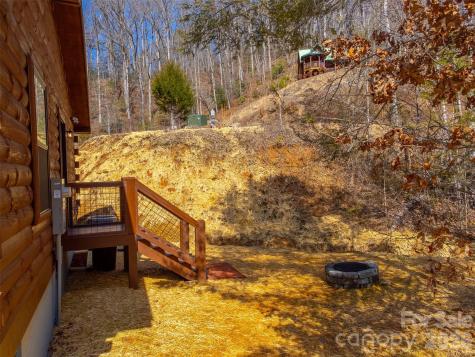 677 Ridgetop Circle Whittier NC 28789