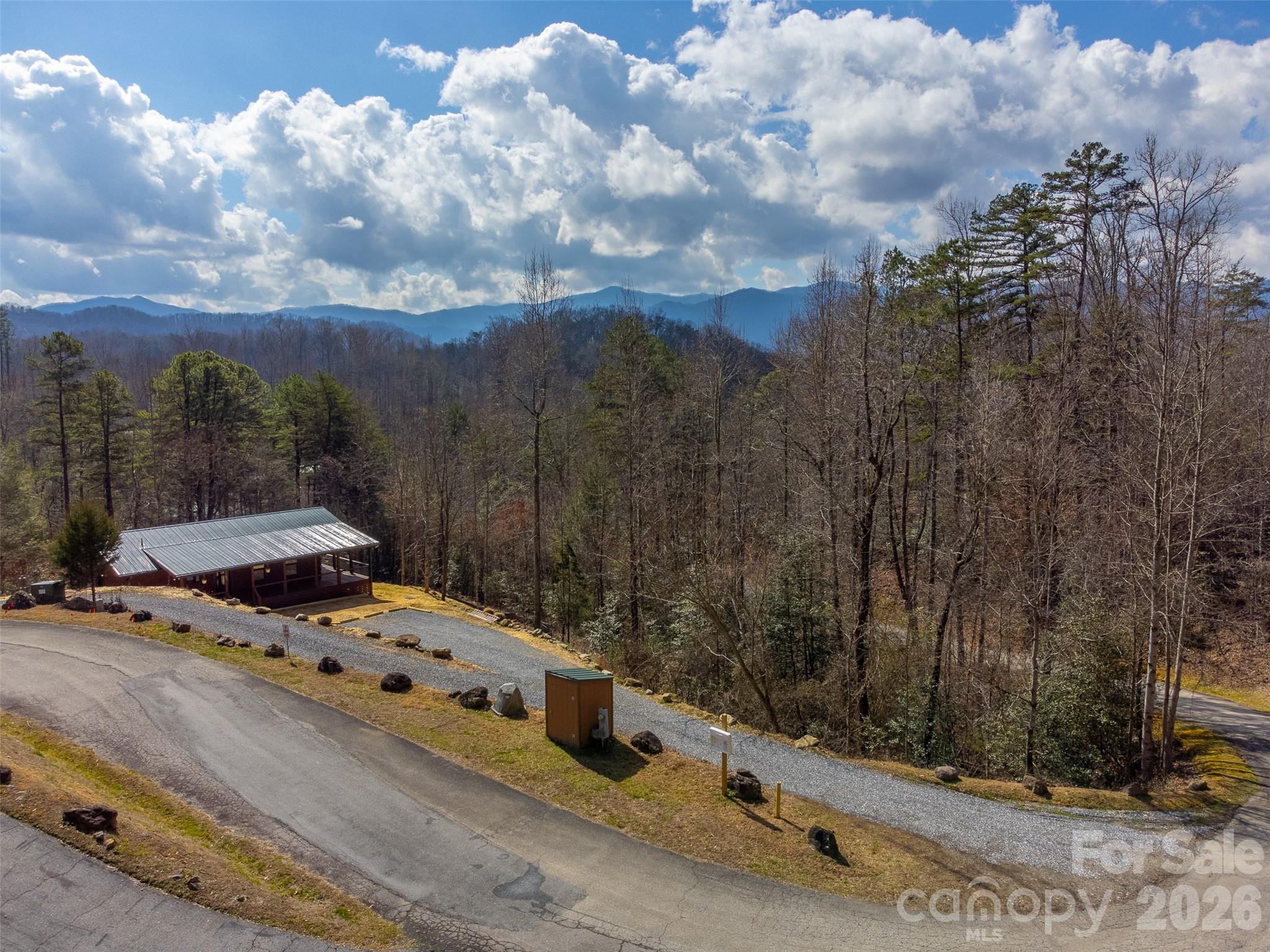 677 Ridgetop Circle Whittier NC 28789