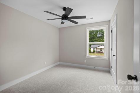 607 N Dixie Street Cherryville NC 28021
