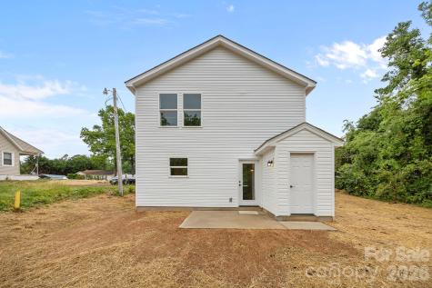 607 N Dixie Street Cherryville NC 28021
