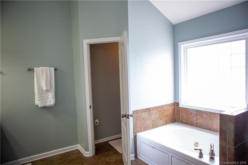 9689 Laurie Avenue Nw Concord NC 28027