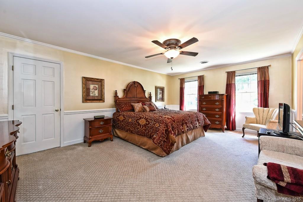 7934 Sunnyvale Lane Charlotte NC 28210