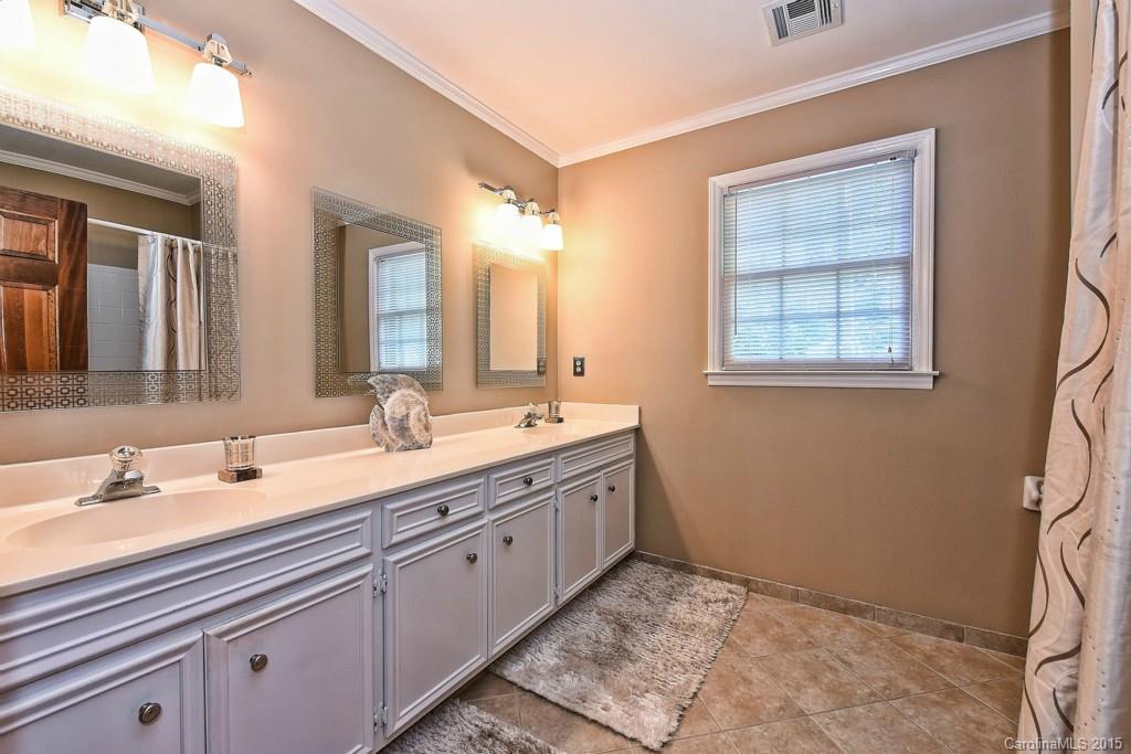 7934 Sunnyvale Lane Charlotte NC 28210