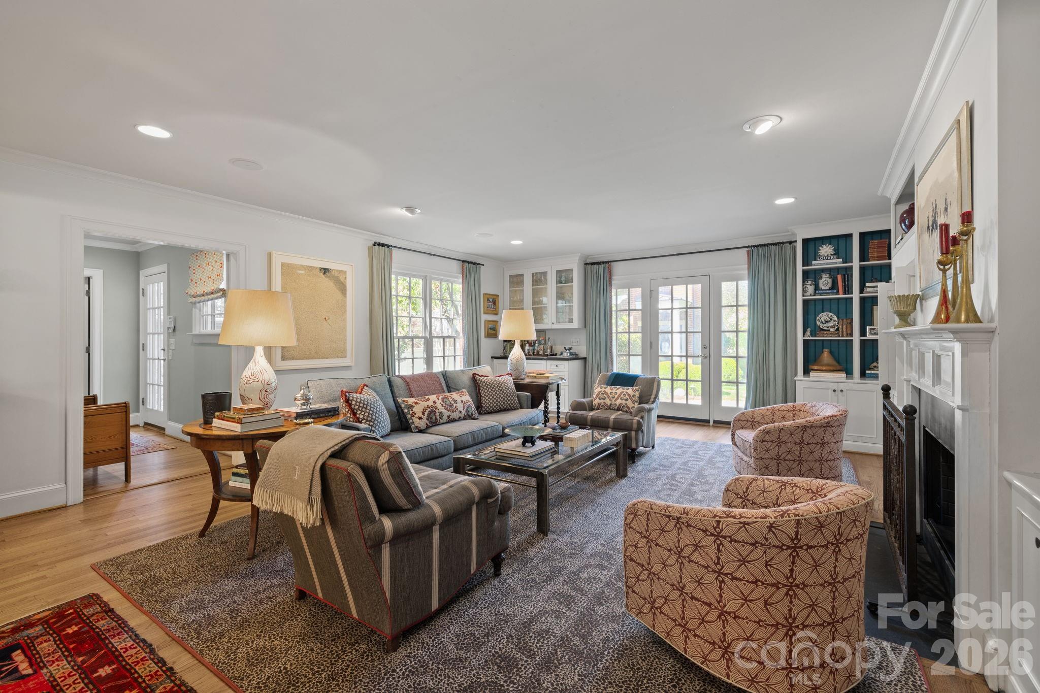 312 Ridgewood Avenue Charlotte NC 28209