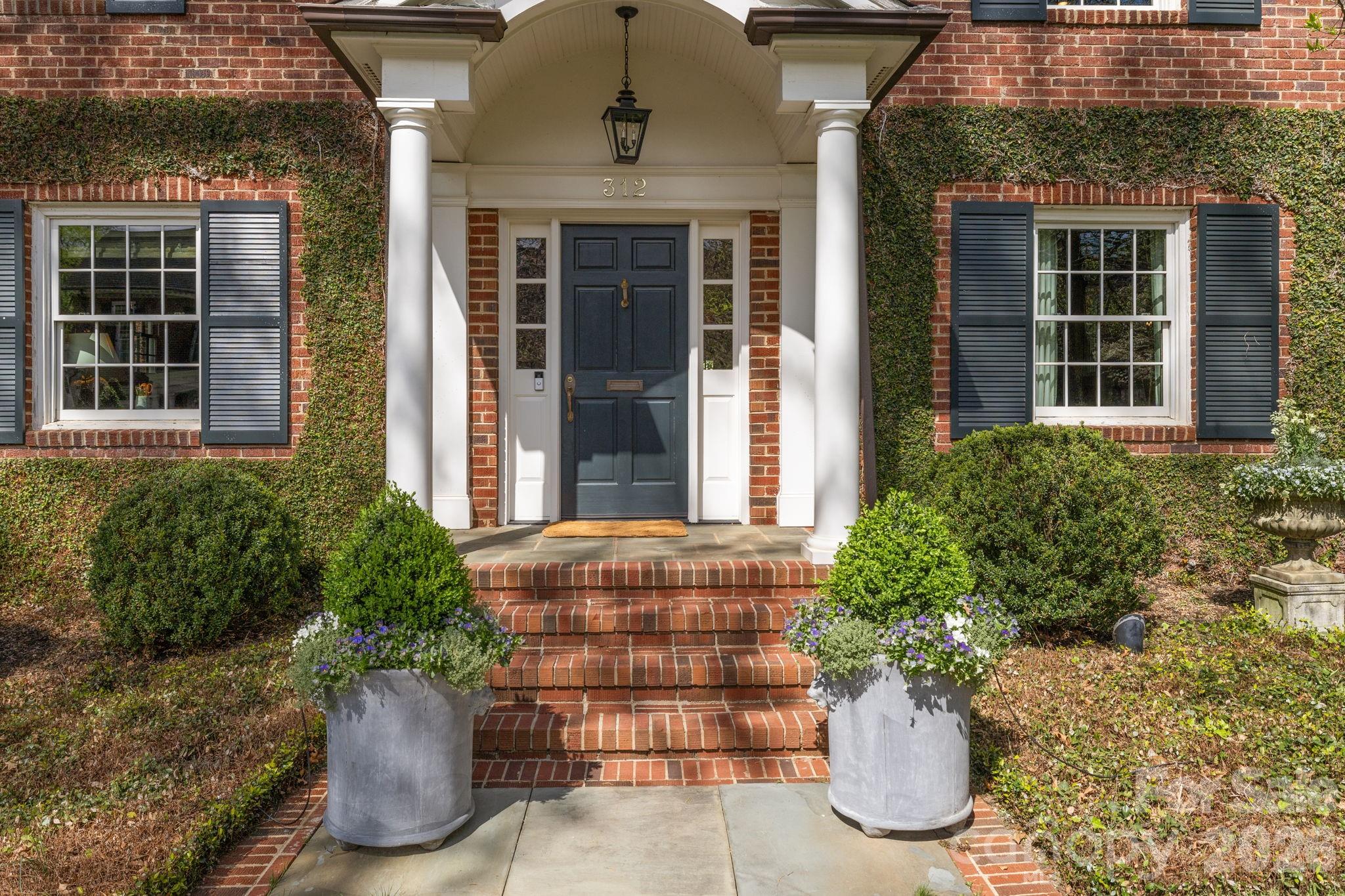 312 Ridgewood Avenue Charlotte NC 28209