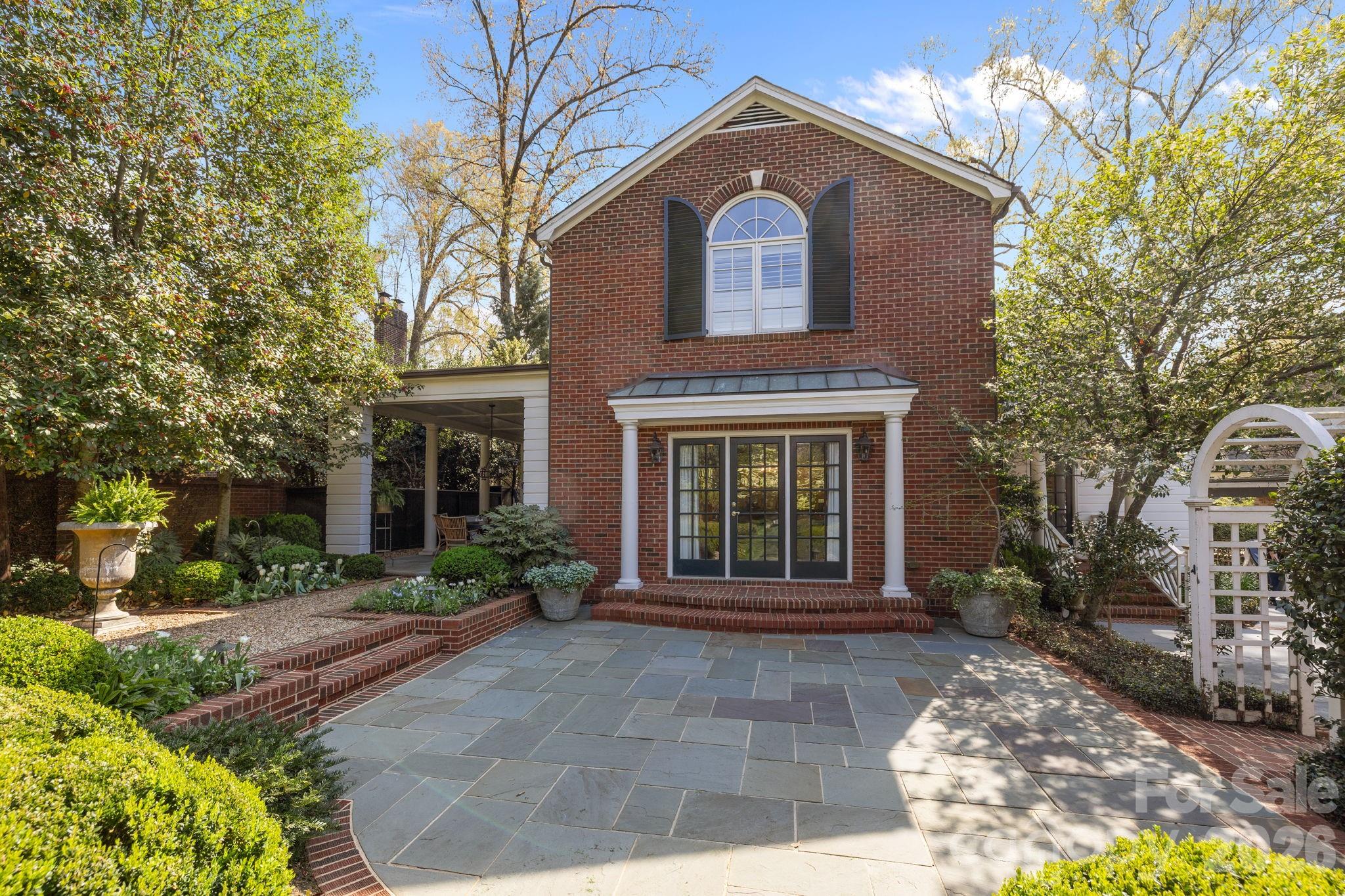 312 Ridgewood Avenue Charlotte NC 28209