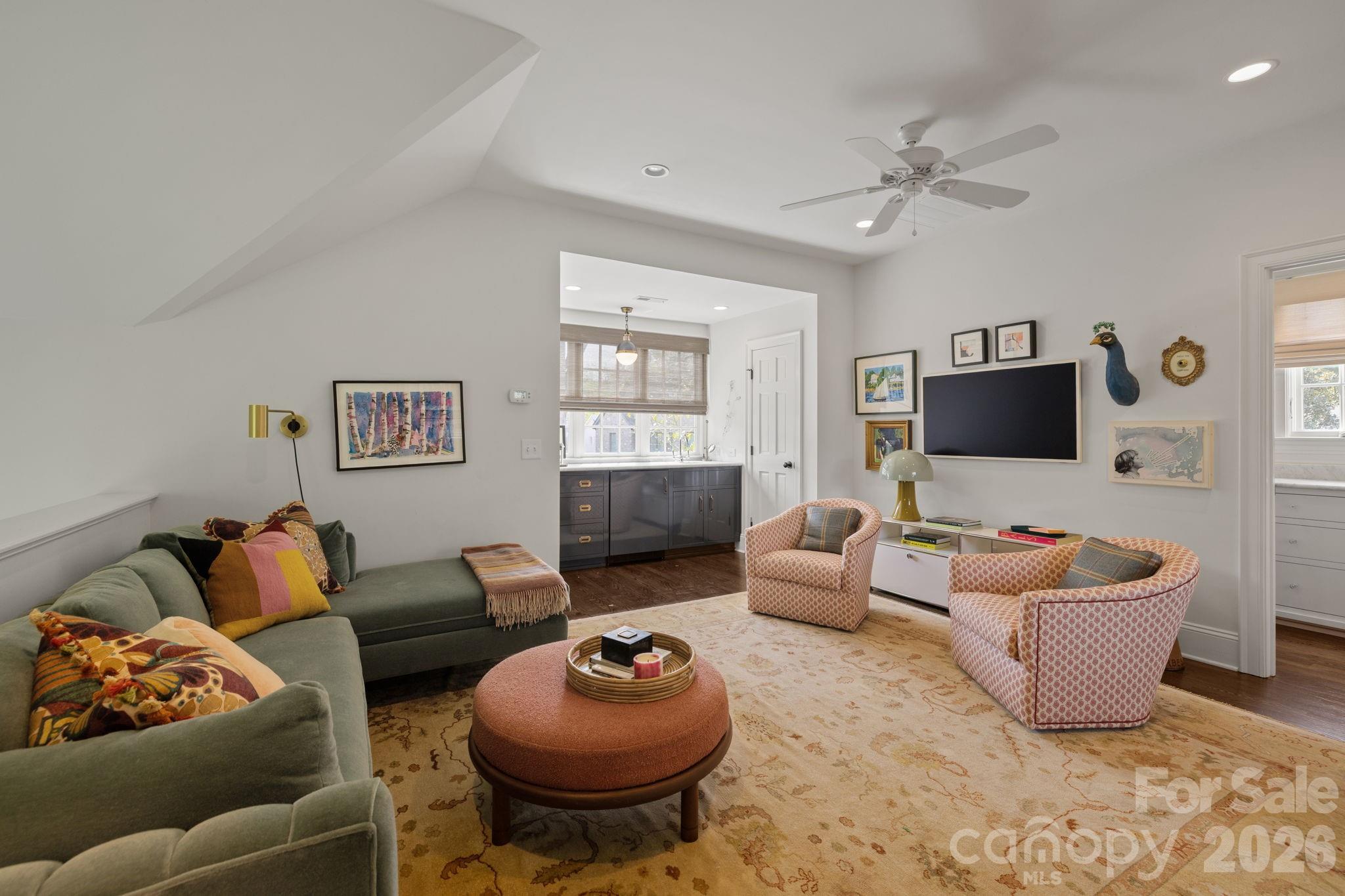 312 Ridgewood Avenue Charlotte NC 28209