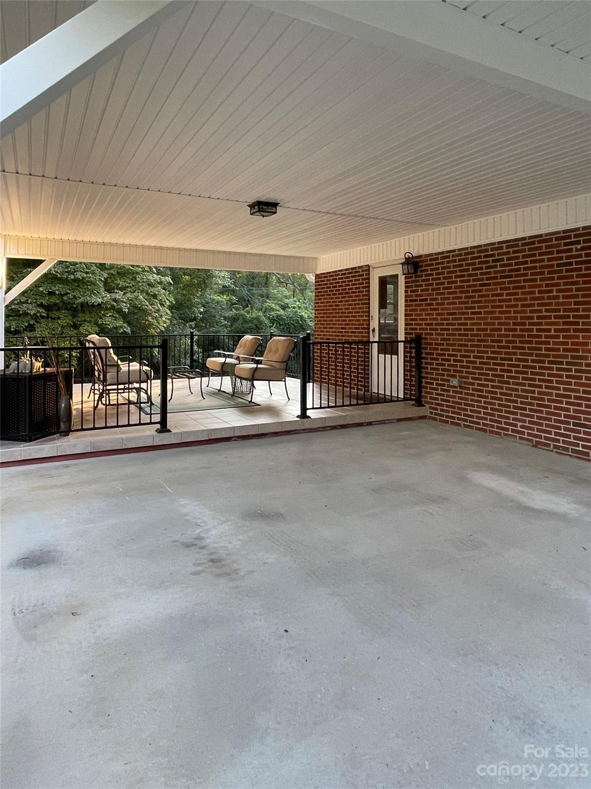 314 Foxcroft Drive Asheville NC 28806