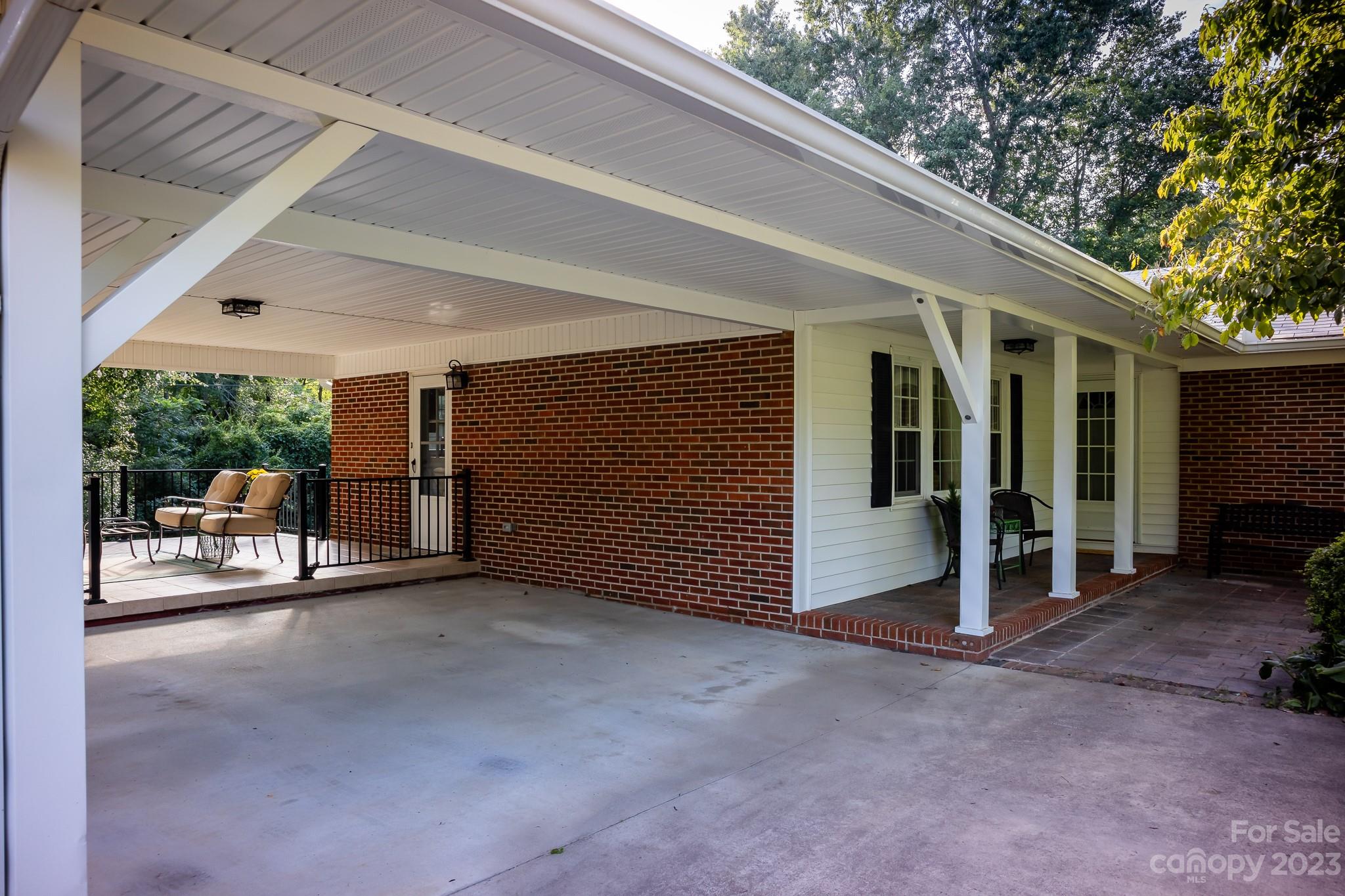 314 Foxcroft Drive Asheville NC 28806