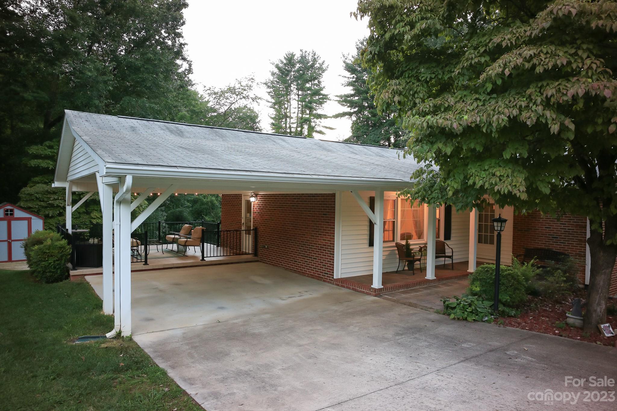 314 Foxcroft Drive Asheville NC 28806