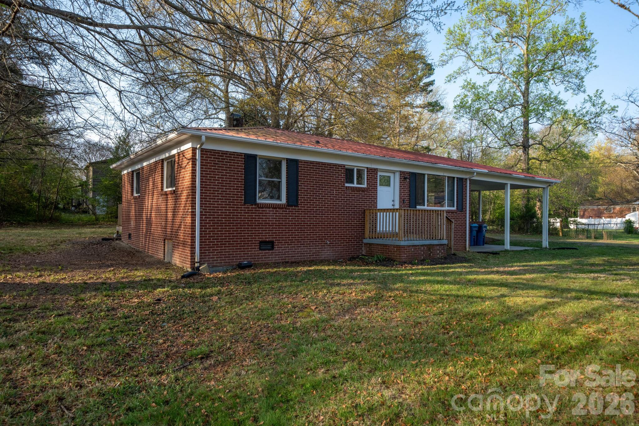 3502 1st Avenue Circle NW Hickory NC 28601