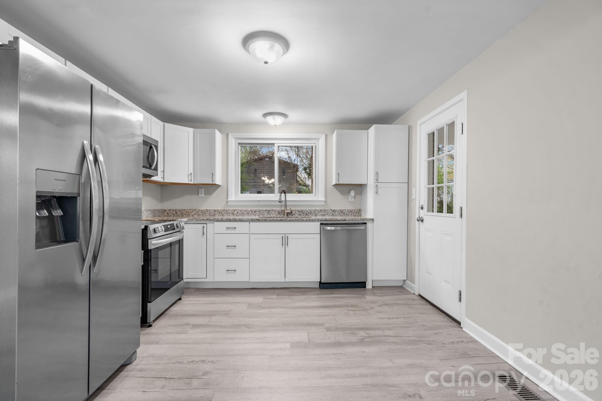 3502 1st Avenue Circle NW Hickory NC 28601