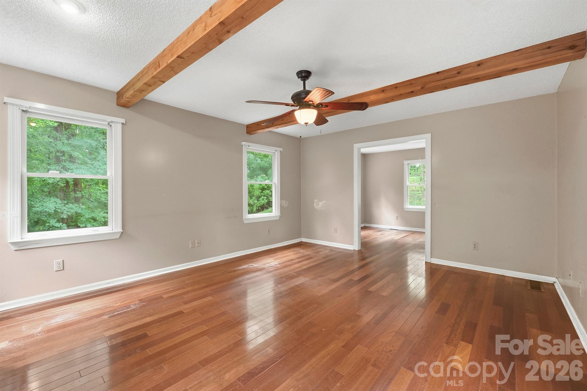 1227 Shirebourn Hickory NC 28602