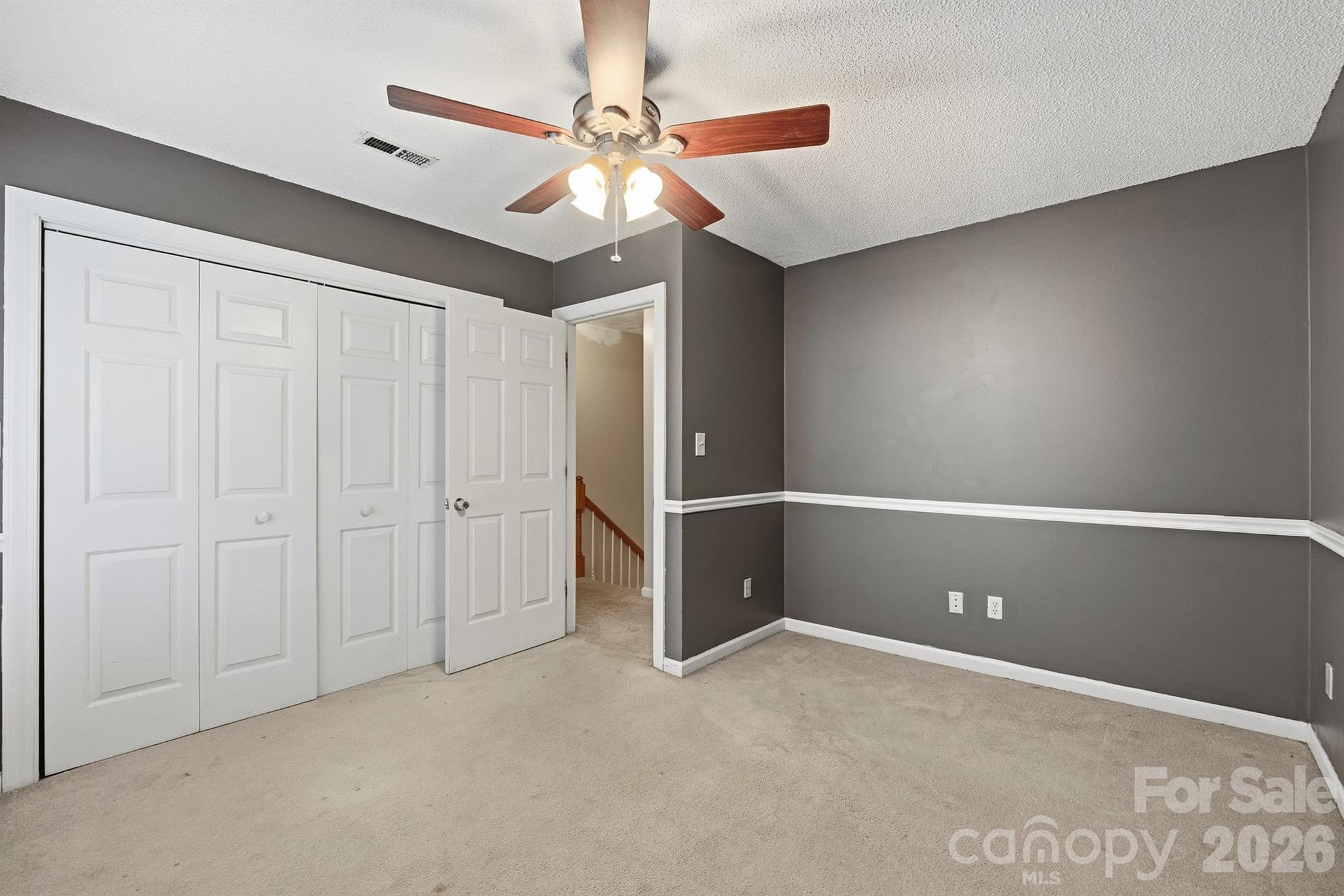 1227 Shirebourn Hickory NC 28602