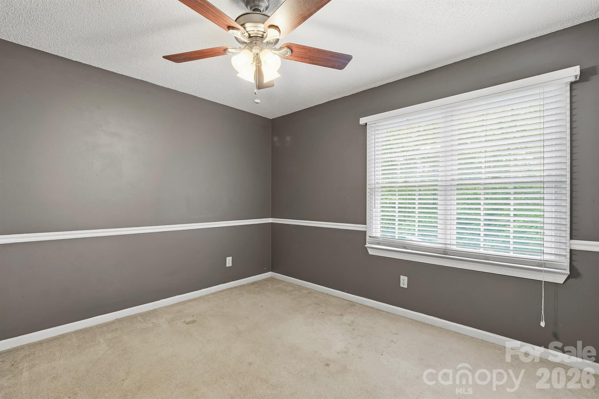 1227 Shirebourn Hickory NC 28602
