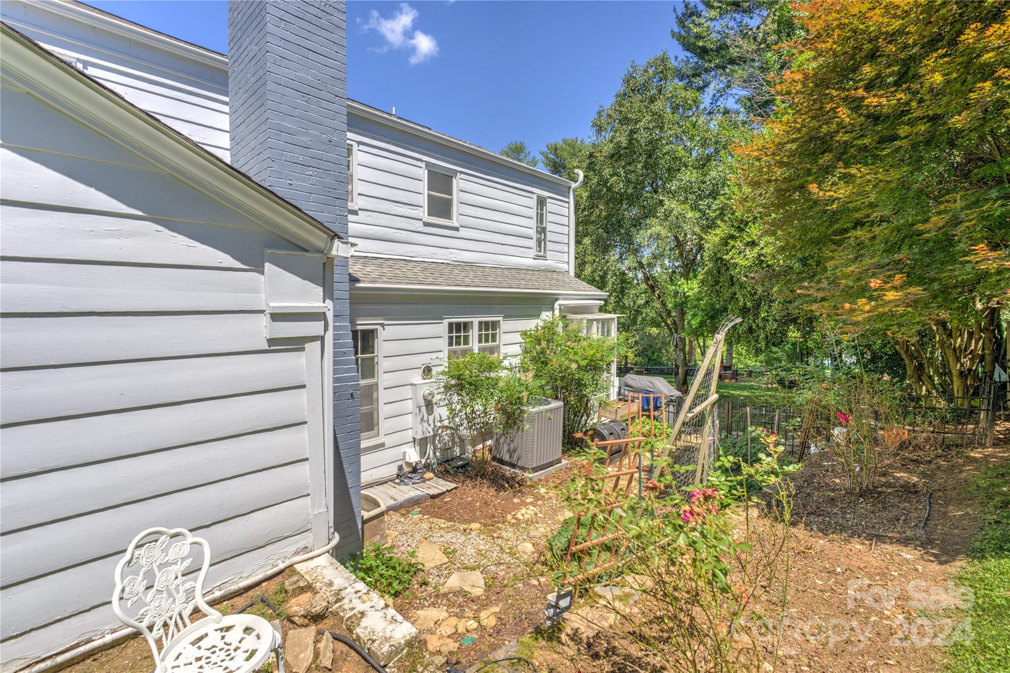 45 Glen Falls Road Asheville NC 28804