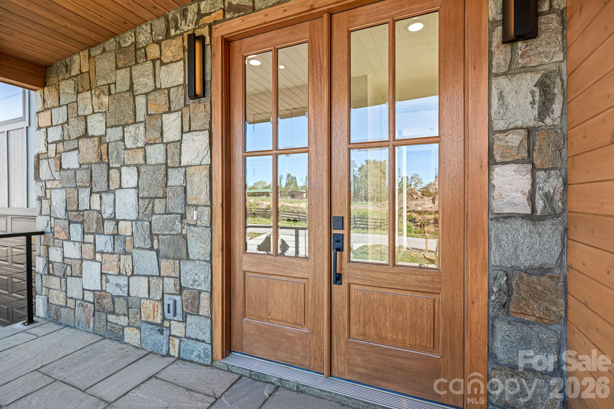 742 New Hope Road Flat Rock NC 28731