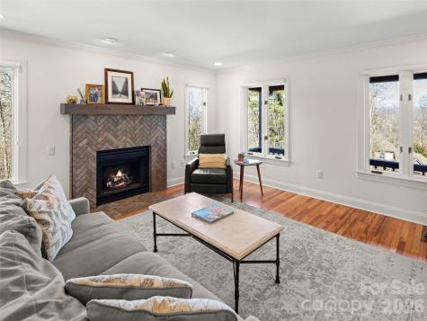 109 Galloway Drive Asheville NC 28803