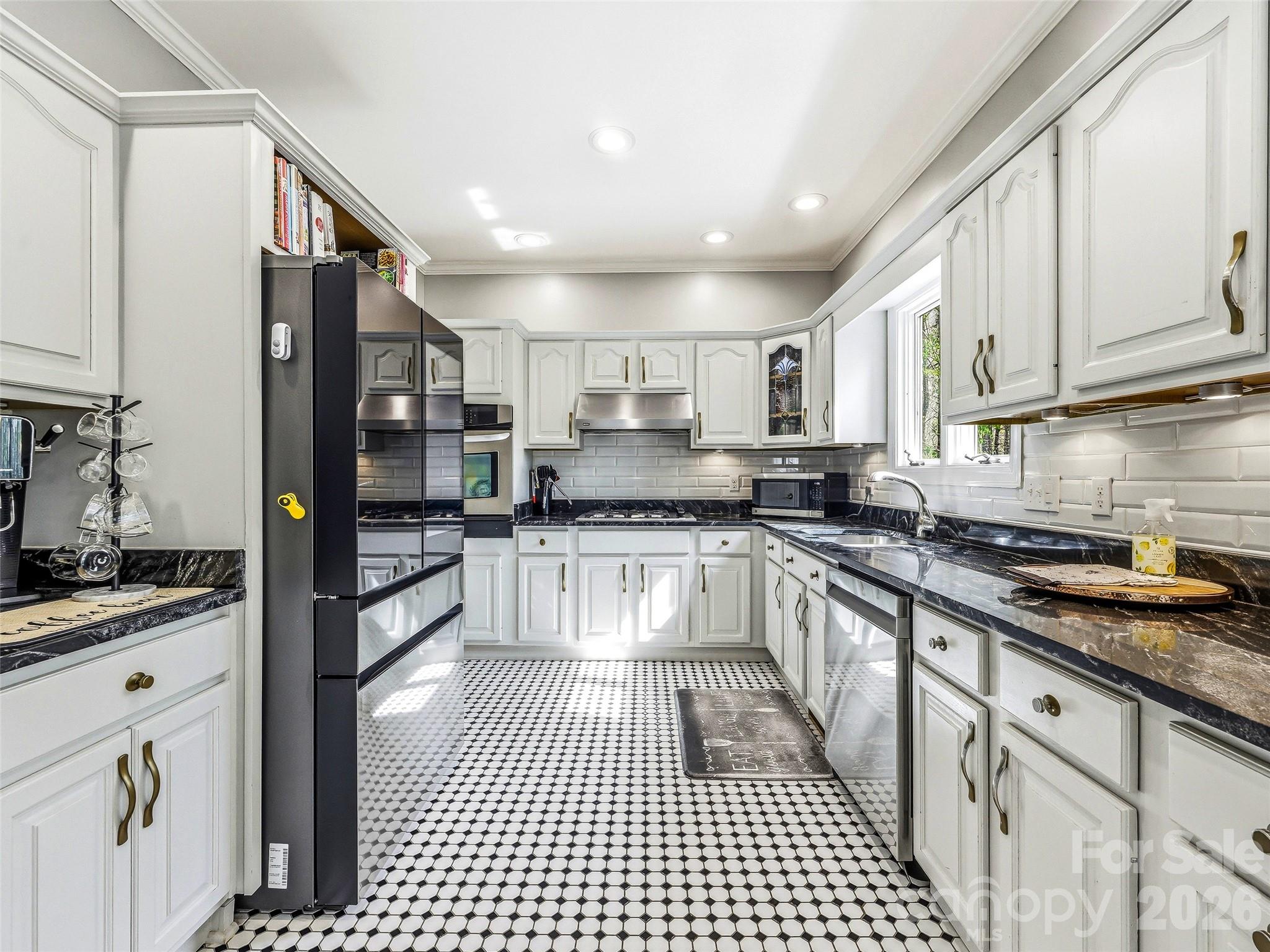 32 Franklin Farm Road Fletcher NC 28732