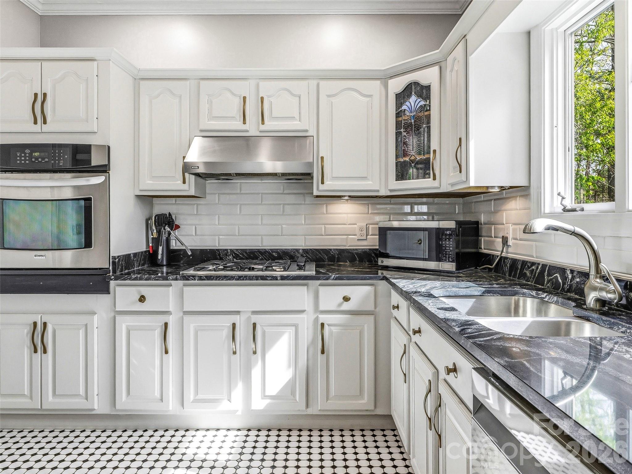 32 Franklin Farm Road Fletcher NC 28732