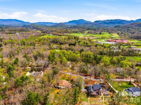32 Franklin Farm Road Fletcher NC 28732