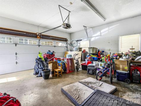 32 Franklin Farm Road Fletcher NC 28732