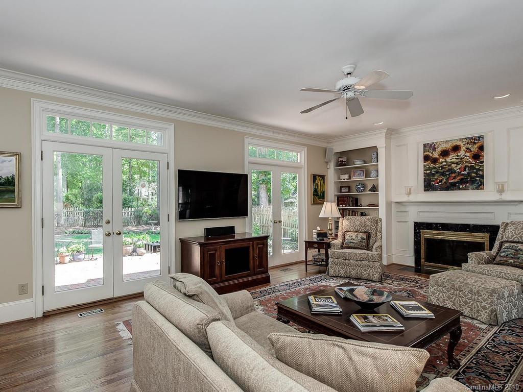 1227 Kingscross Drive Charlotte NC 28211