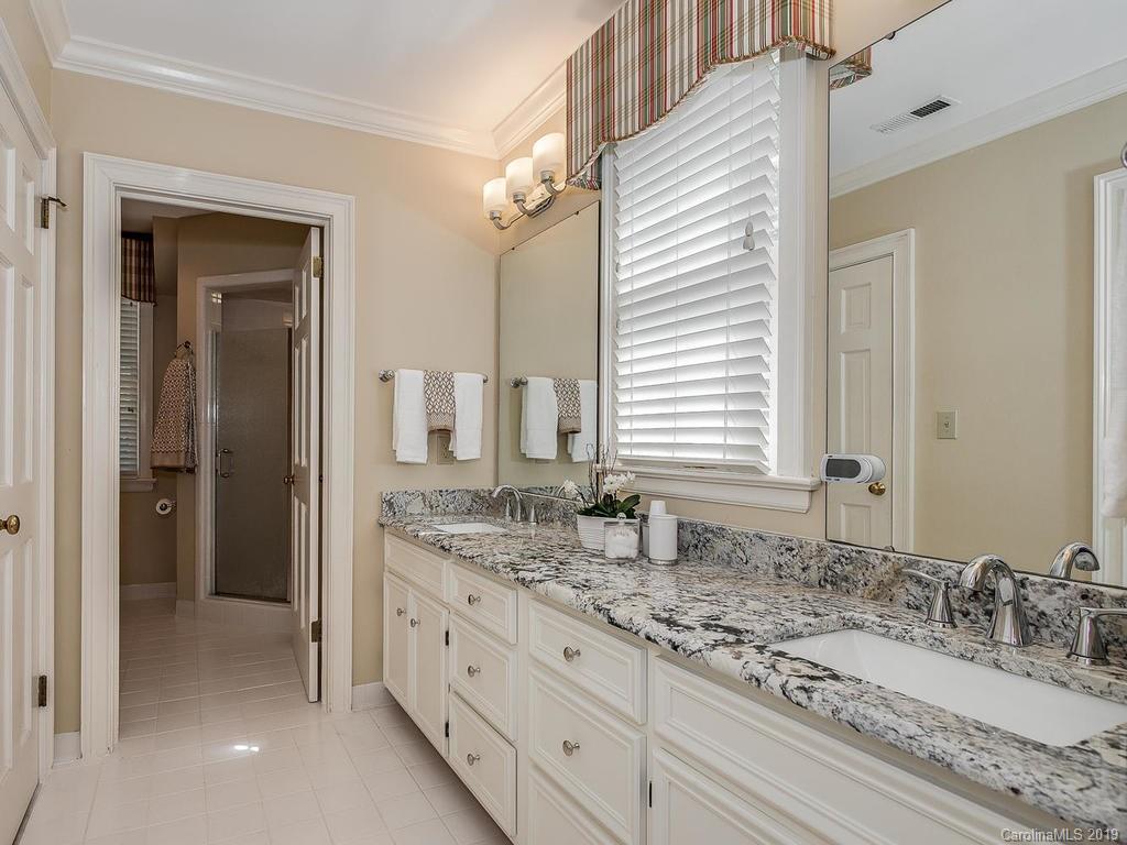 1227 Kingscross Drive Charlotte NC 28211