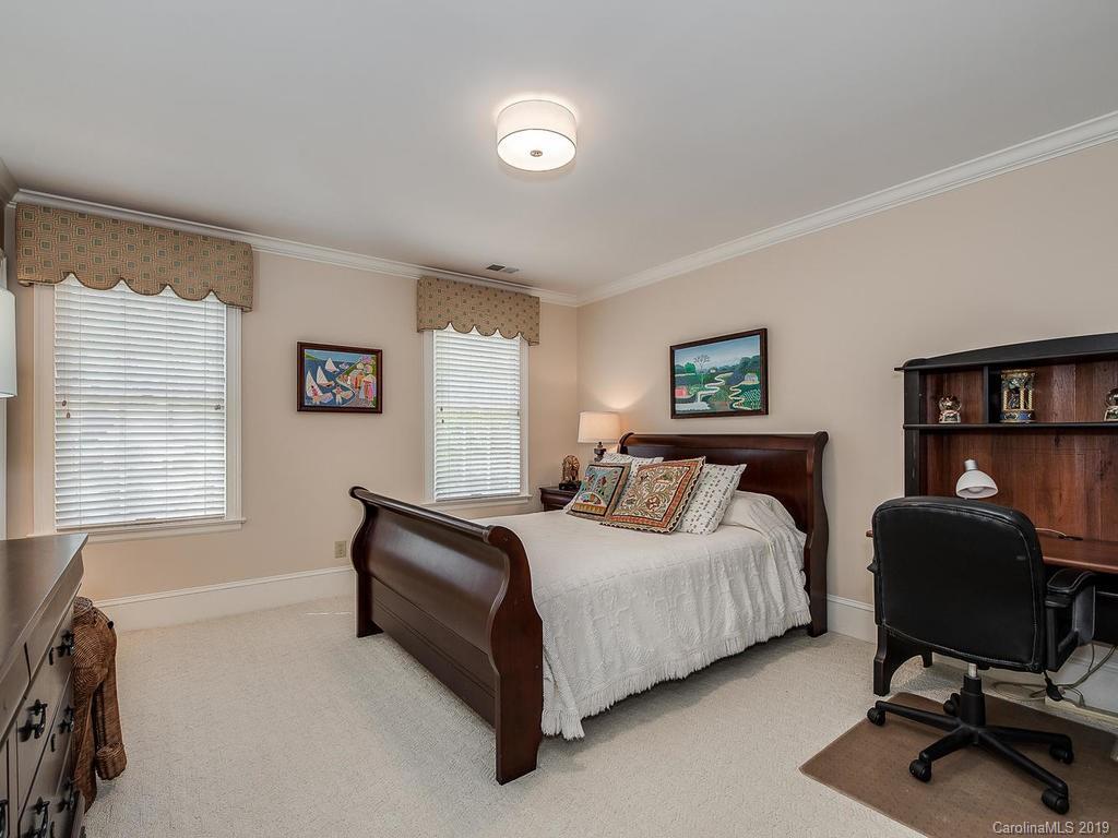 1227 Kingscross Drive Charlotte NC 28211