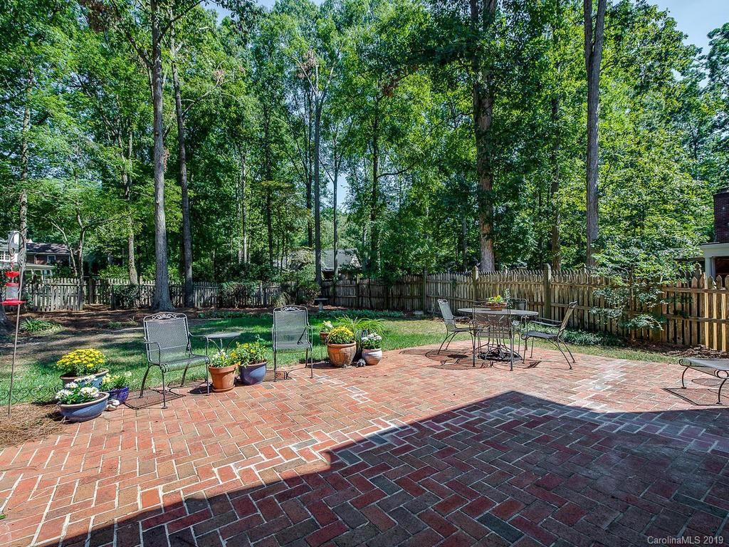 1227 Kingscross Drive Charlotte NC 28211